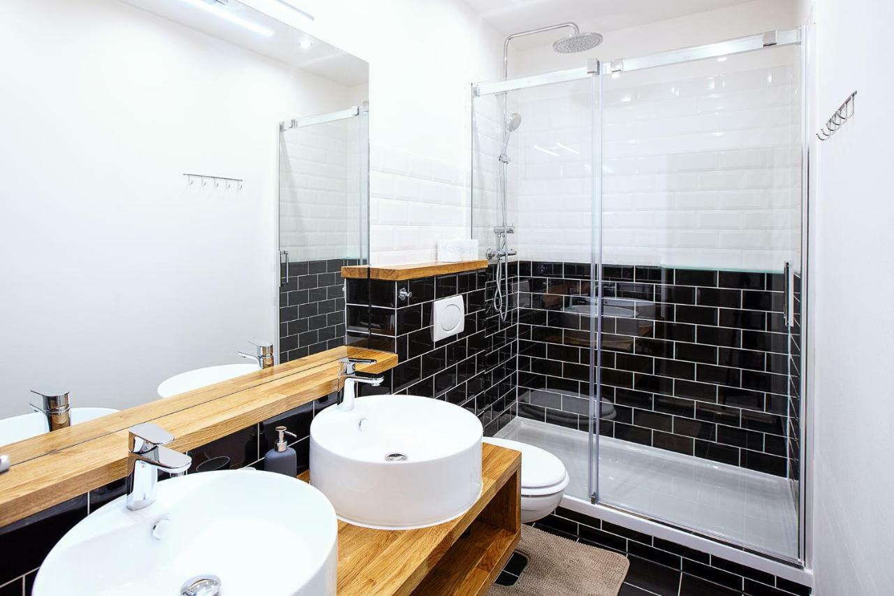 5Br 2Bath Family Apt 5Mins To Wenceslas Square Prague Ngoại thất bức ảnh