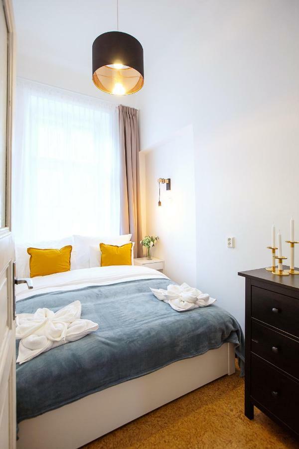 5Br 2Bath Family Apt 5Mins To Wenceslas Square Prague Ngoại thất bức ảnh
